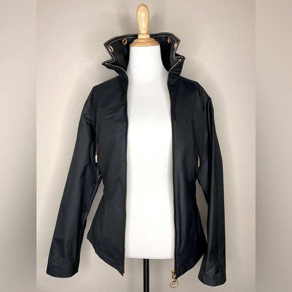 Escada jacket, never worn, black with gold details, super stylish! - Picture 3 of 11